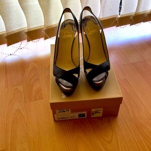 CHRISTIAN LOUBOUTIN Patent Leather Lady